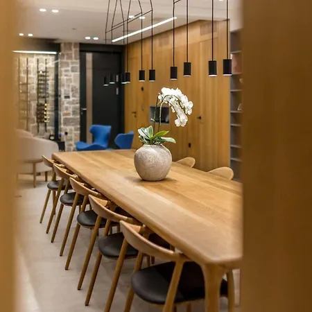 Olive Vista 1, Zatoglav, Rogoznica Podglavica